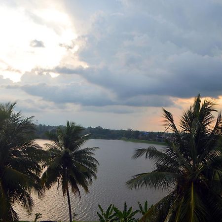 Diamond Lake Tourist Rest Anuradhapura Exterior photo