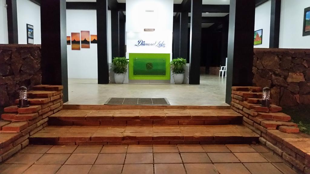 Diamond Lake Tourist Rest Anuradhapura Exterior photo