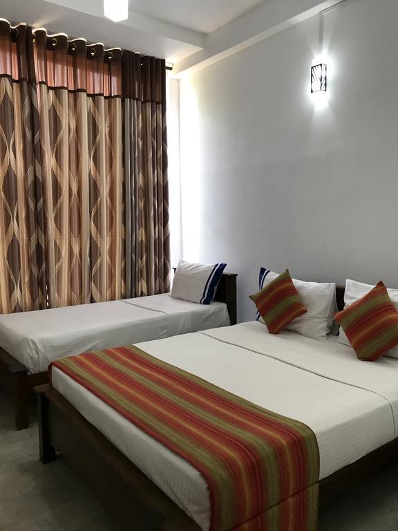 Diamond Lake Tourist Rest Anuradhapura Exterior photo