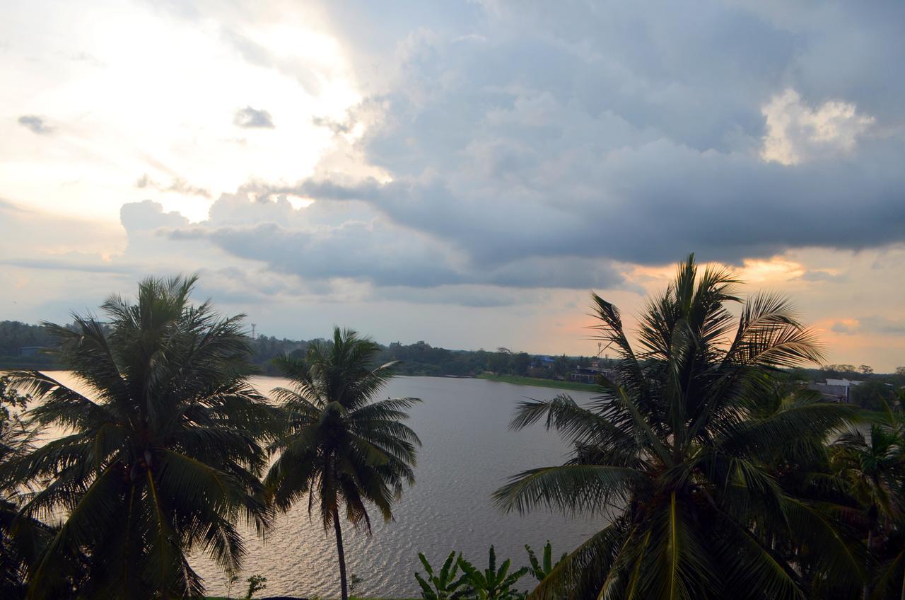 Diamond Lake Tourist Rest Anuradhapura Exterior photo
